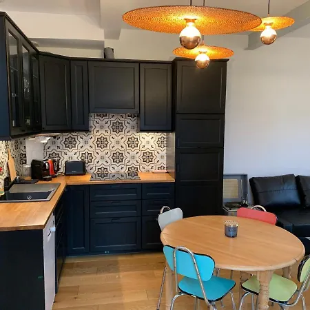 Maisonnette Du Coteau Ouest - Jardin Et Terrasse - * Épernay