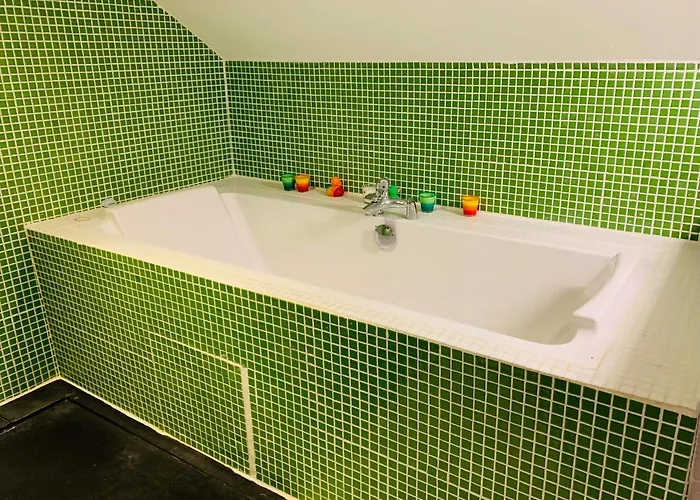 Дом отдыха Maisonnette Du Coteau Ouest - Jardin Et Terrasse -